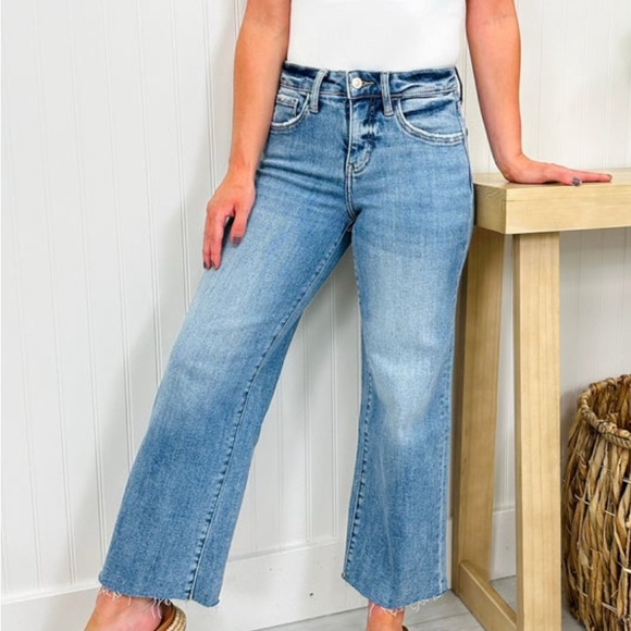 Lovervet Denim - Stylish Light Blue Women's Wide Leg Jeans